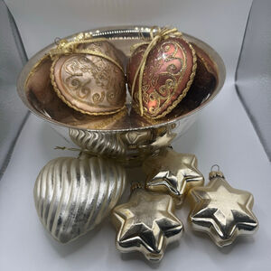 Vintage Gorham Silverplate Bowl with Santa’s Best Holiday Ornaments